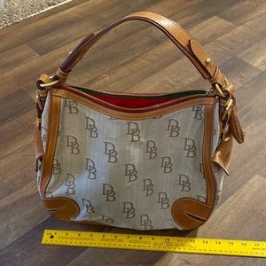 Cloth trimmed in leather Dooney and Bourke hobo bag